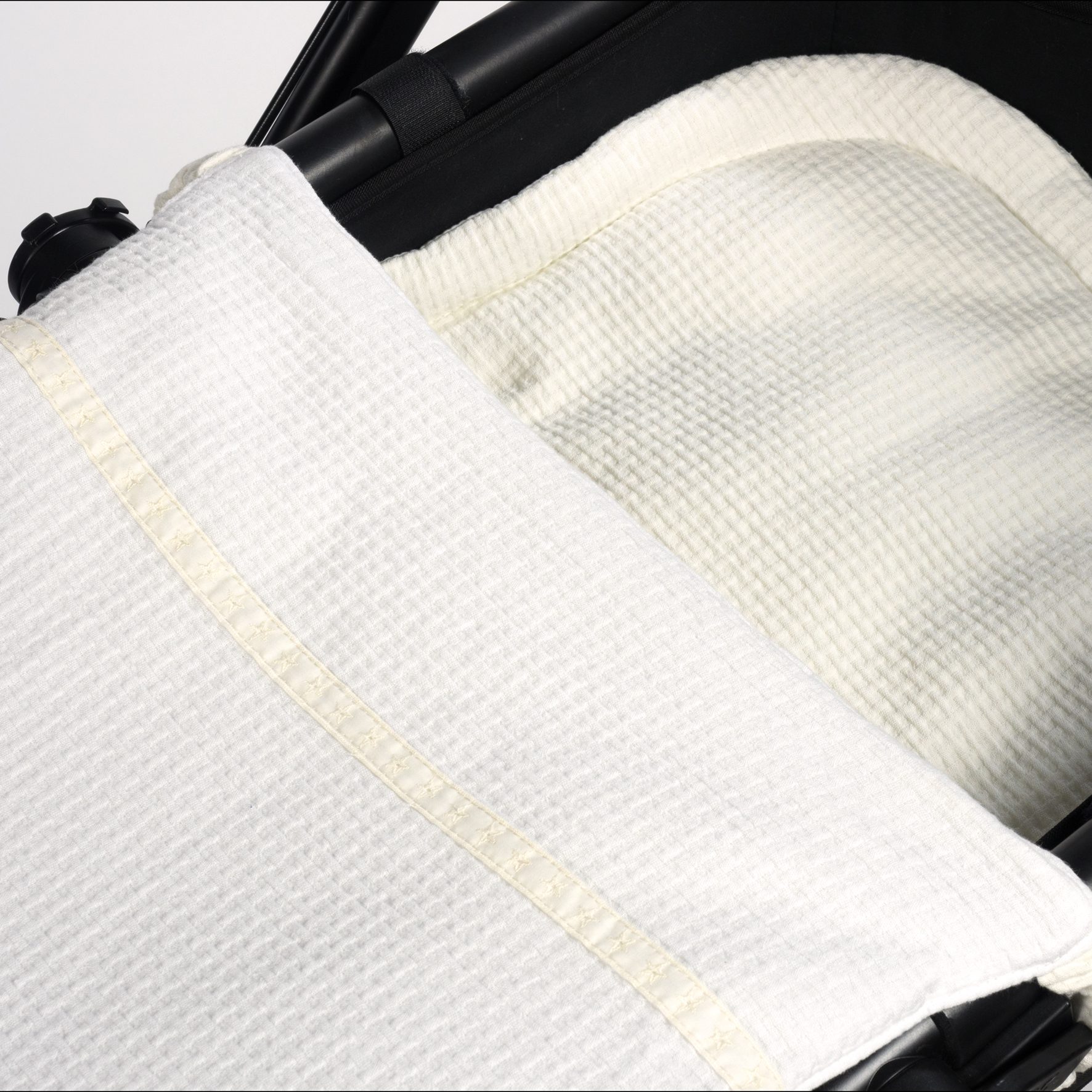 Colcha Cuco Nido Beige Universal - Imagen 4