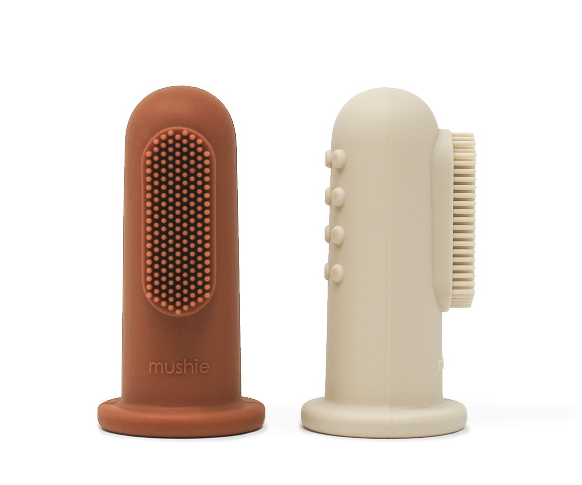 2 Dedales de Silicona Mushie Clay/Shifting Sand